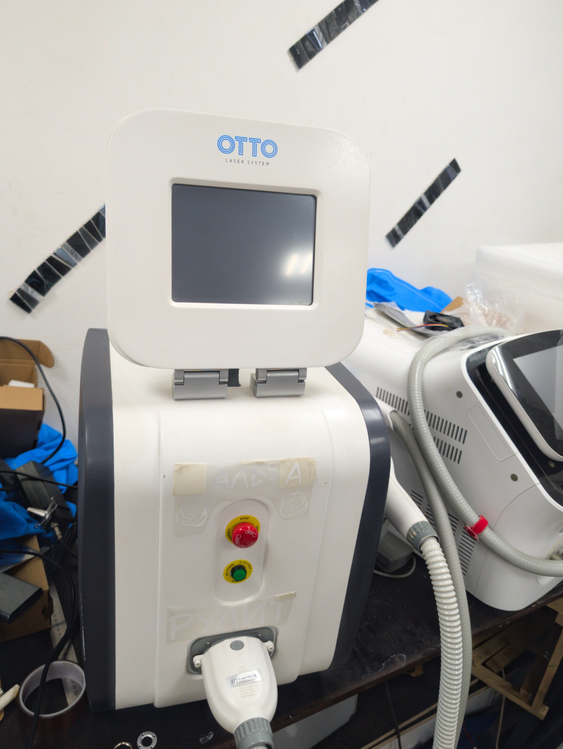Диодный лазер Otto Laser Systems In-Motion DL-8 — аппарат в сервисе medneo.ru